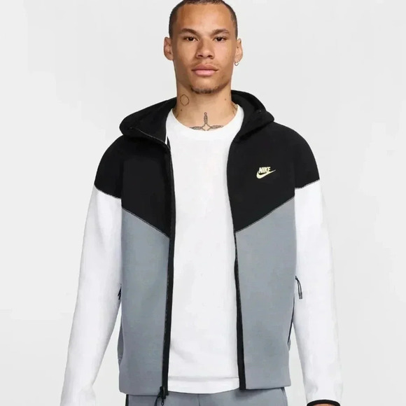 Nike Sportswear Tech Fleece Windrunner - Picture 1 of 8